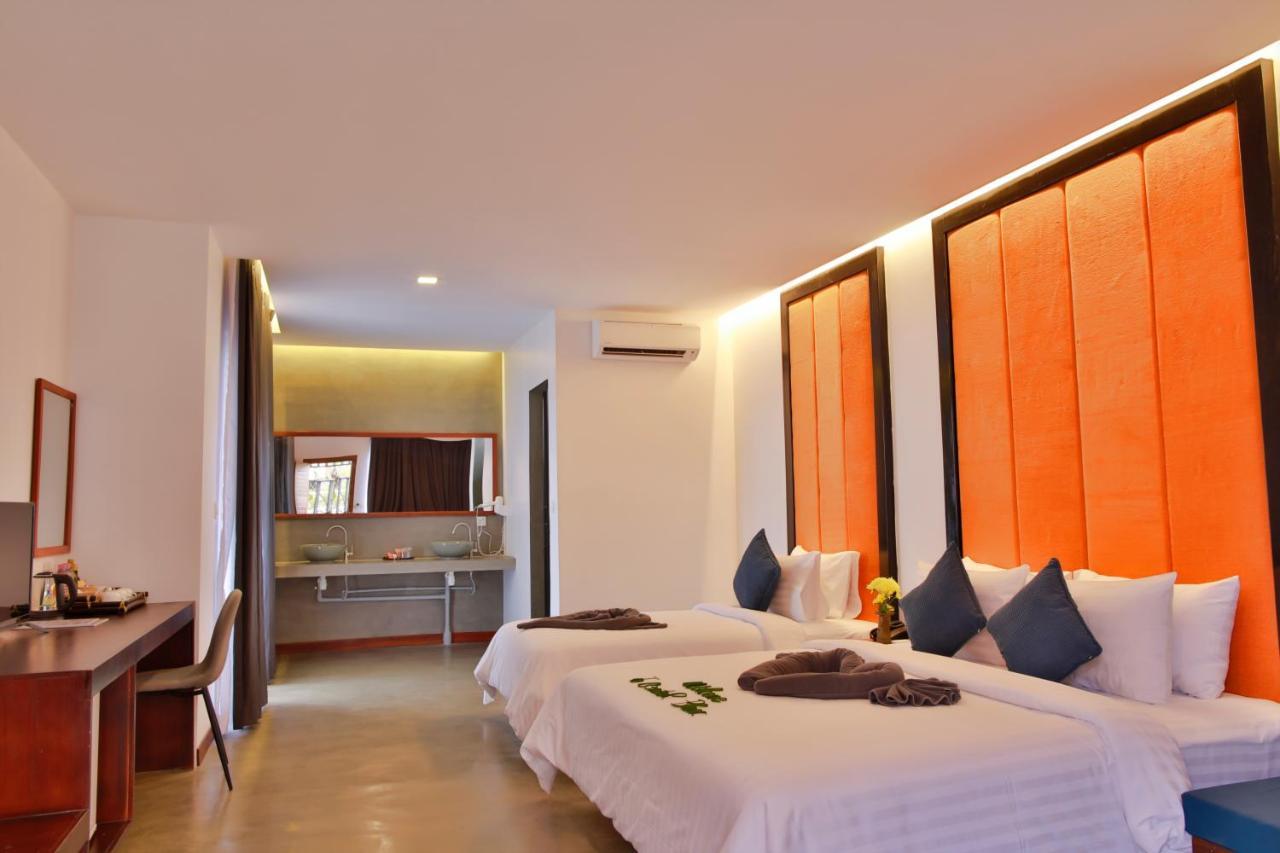 Central Corner Suite Siem Reap Extérieur photo