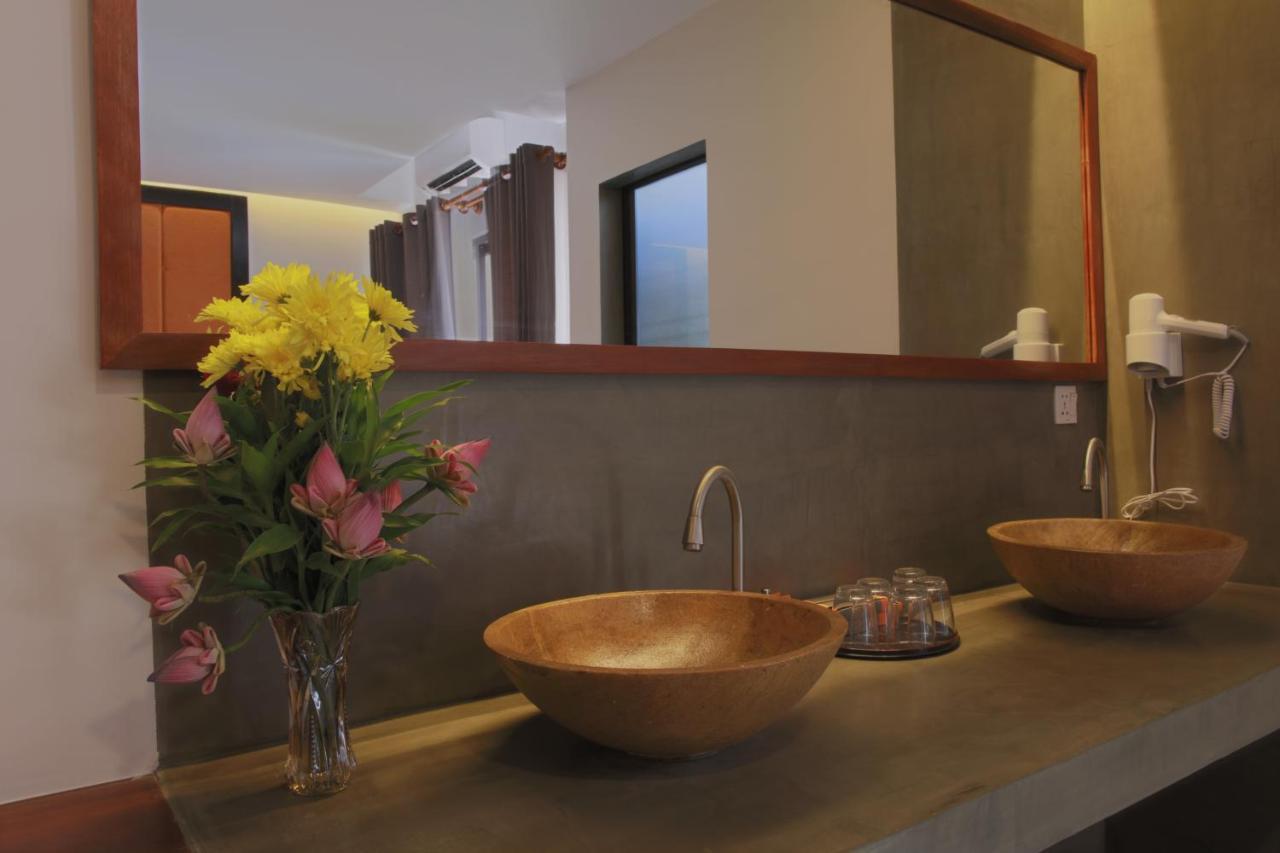 Central Corner Suite Siem Reap Extérieur photo