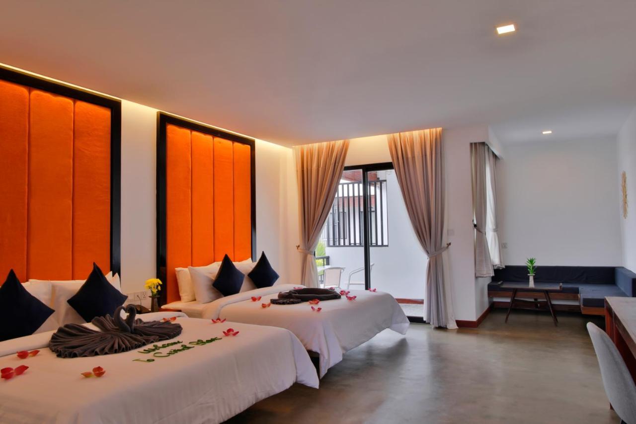 Central Corner Suite Siem Reap Extérieur photo
