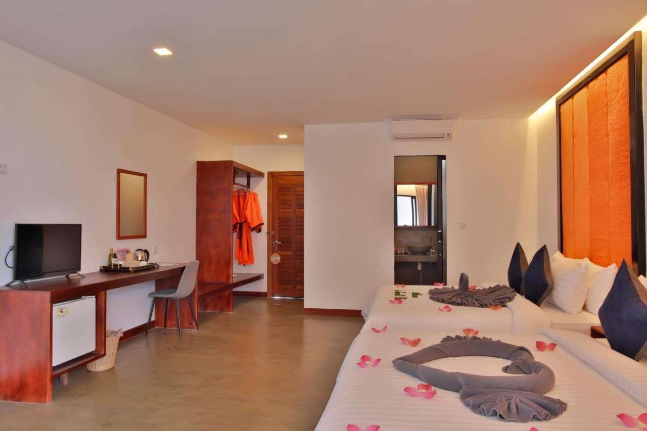 Central Corner Suite Siem Reap Extérieur photo